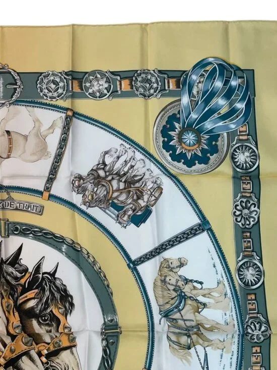 Hermes Scarf Silk Carre 90 Chevaux de Trait Yellow - Picture 3 of 9
